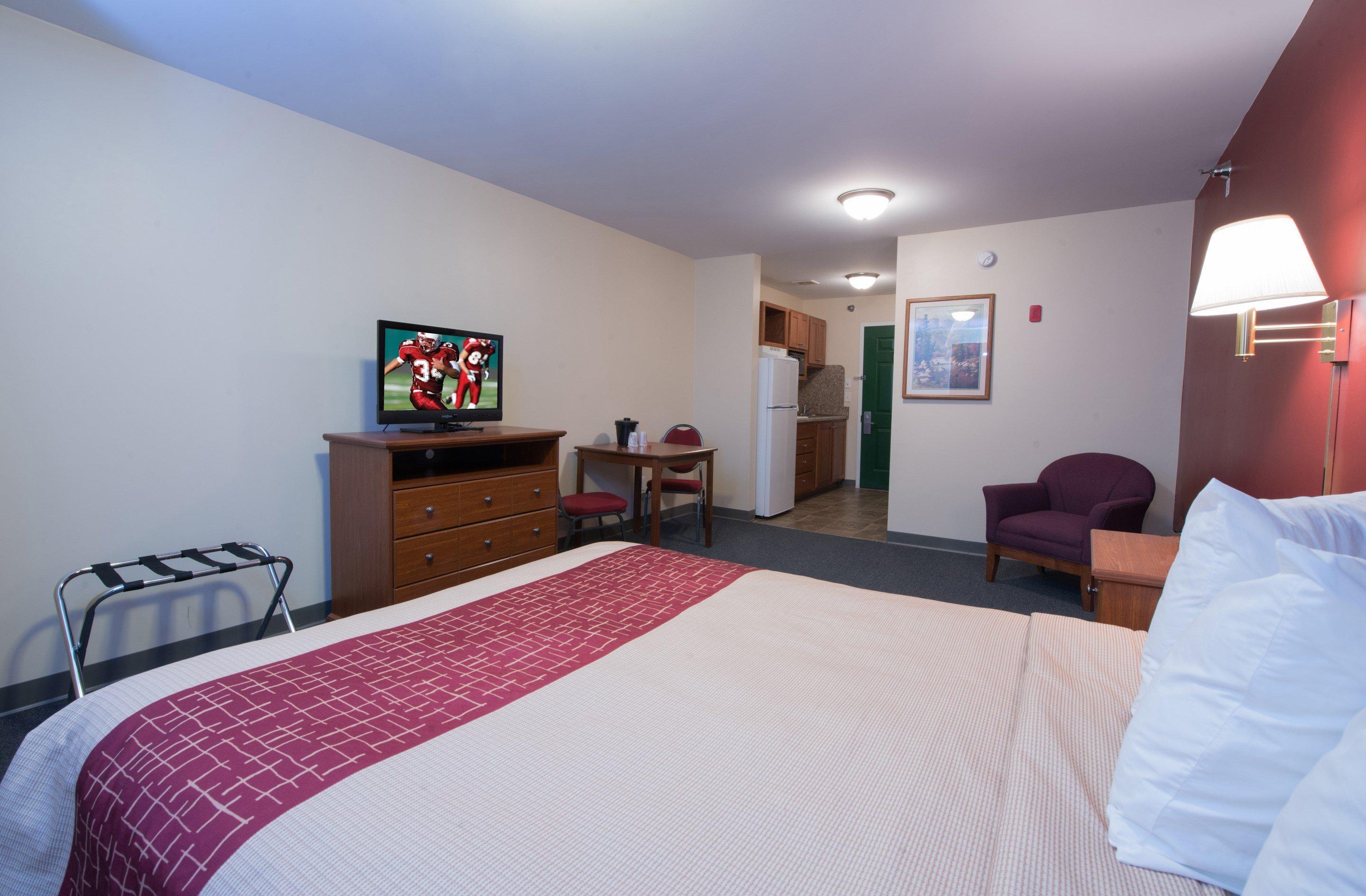 Red Roof Inn & Suites Dickinson Buitenkant foto