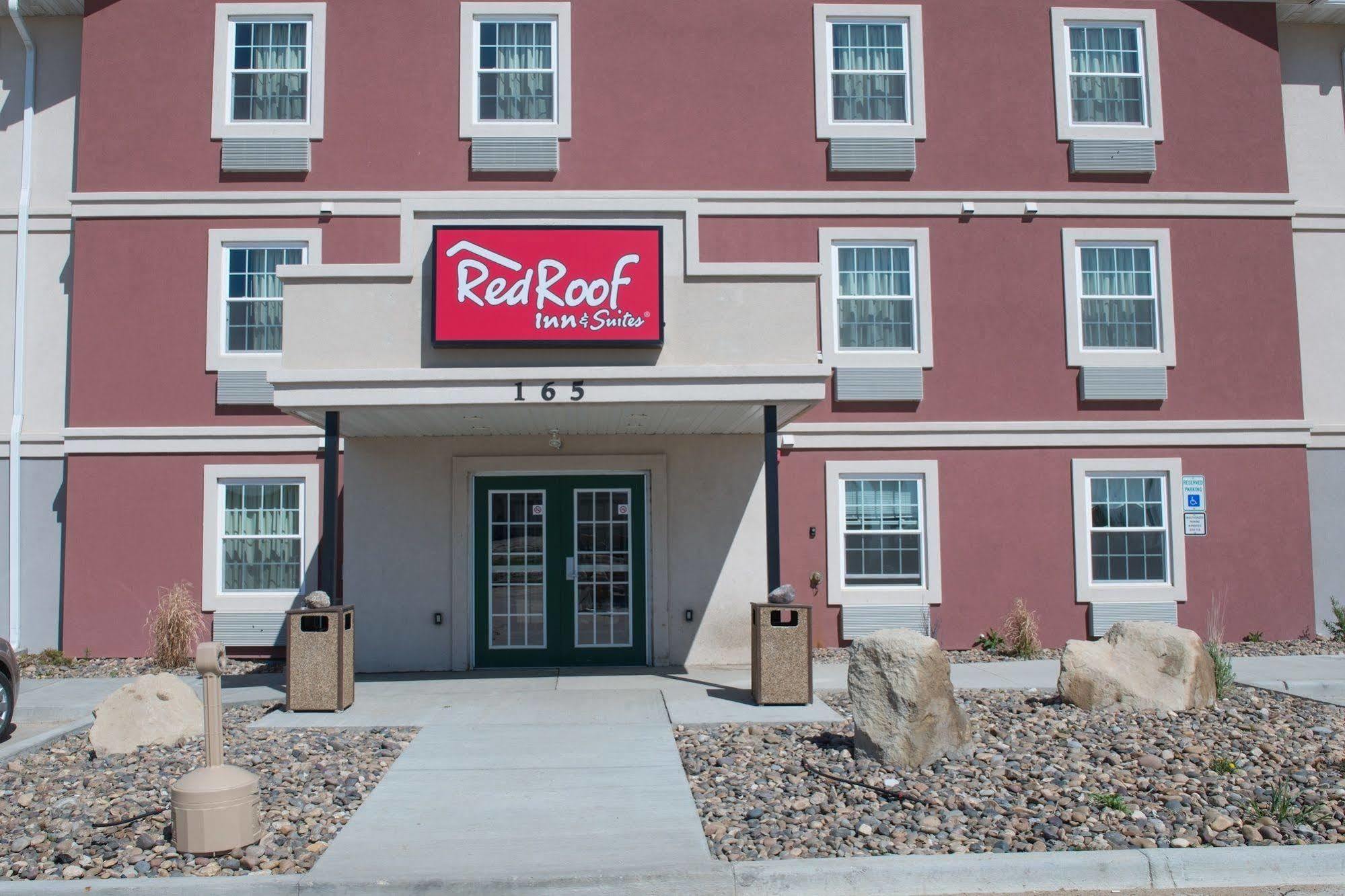 Red Roof Inn & Suites Dickinson Buitenkant foto